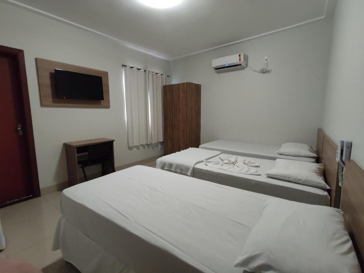 Cemarim Hotel Catalao Luaran gambar