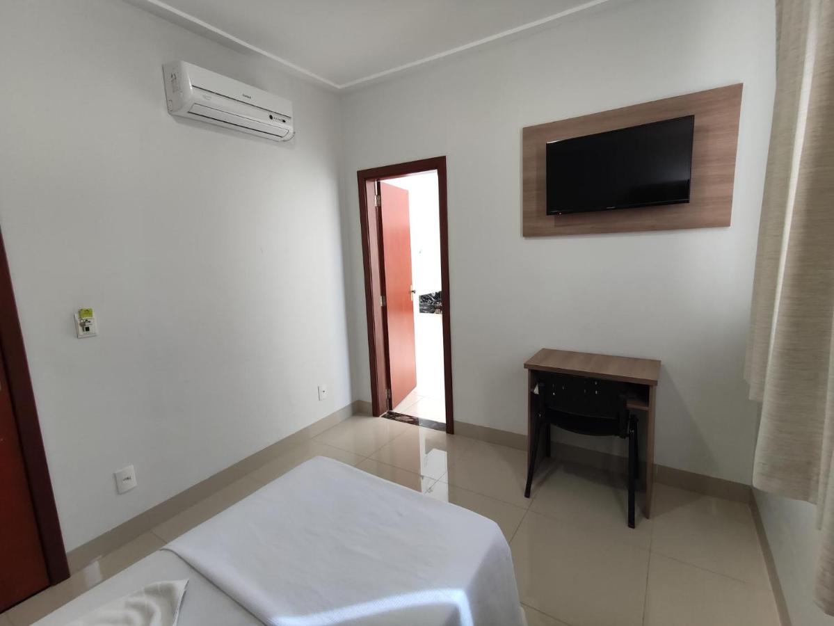 Cemarim Hotel Catalao Luaran gambar