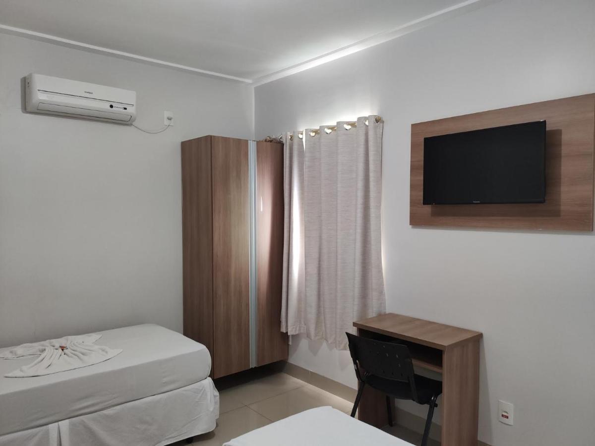 Cemarim Hotel Catalao Luaran gambar